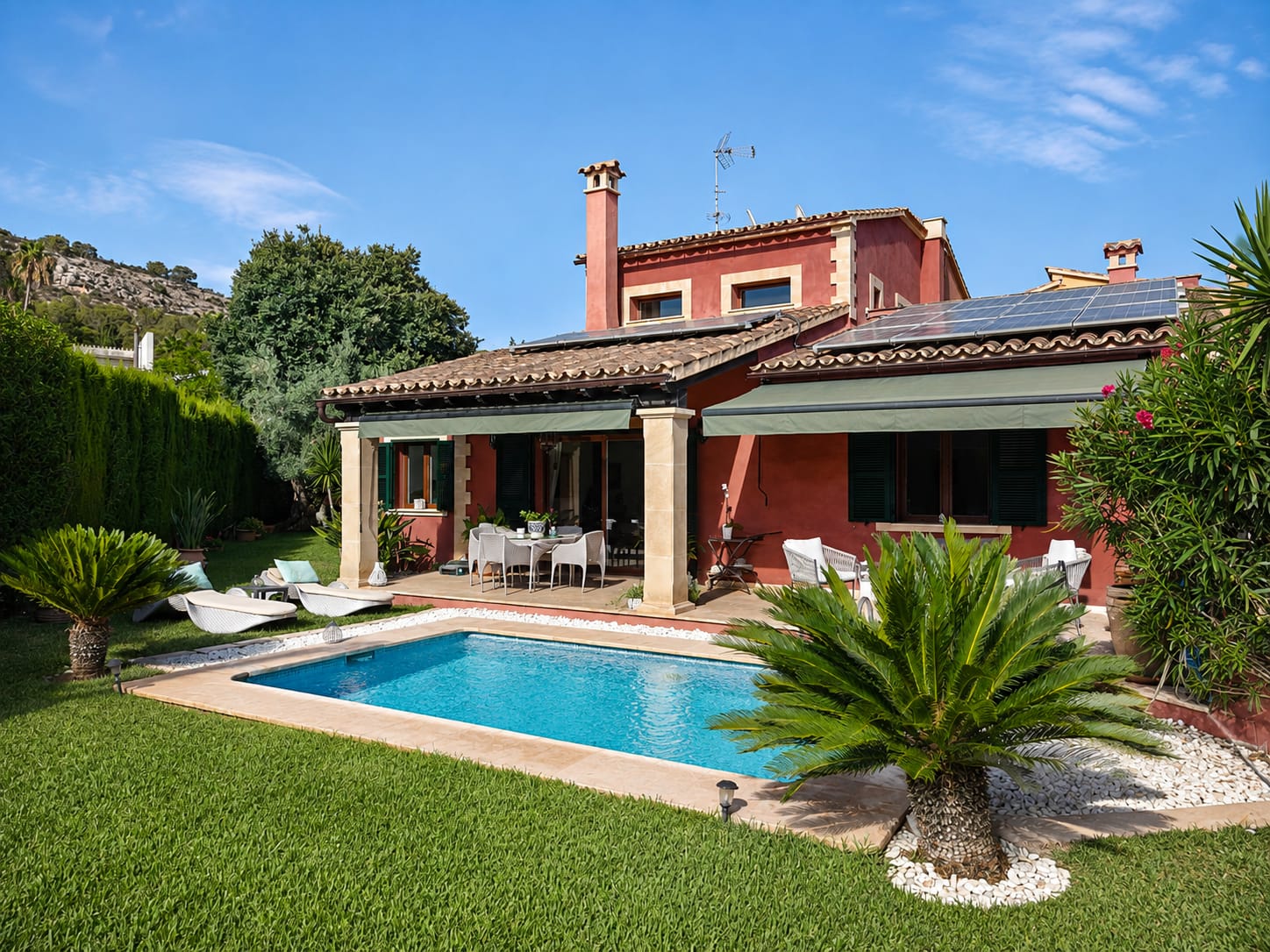 Semi-detached Villa for Sale in Calvia